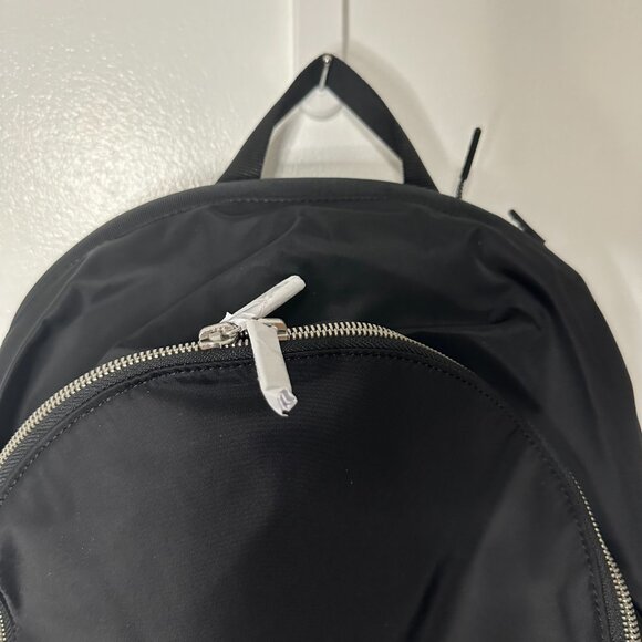 NWOT Lululemon City Adventurer Backpack 20L - Picture 6 of 11
